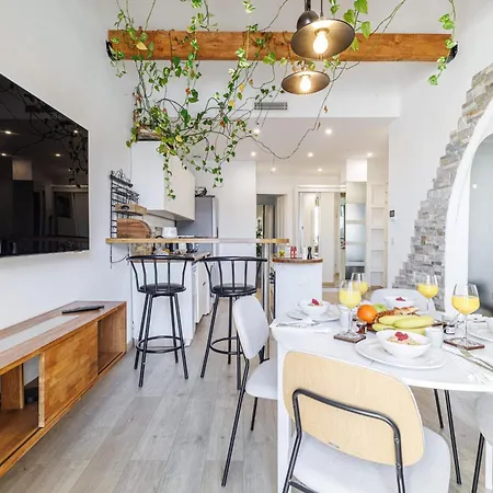My Casa - Emmanuel - Cozy With Port View דירה *